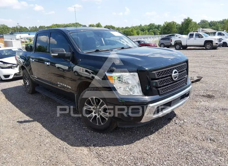 2020 Nissan TITAN photo