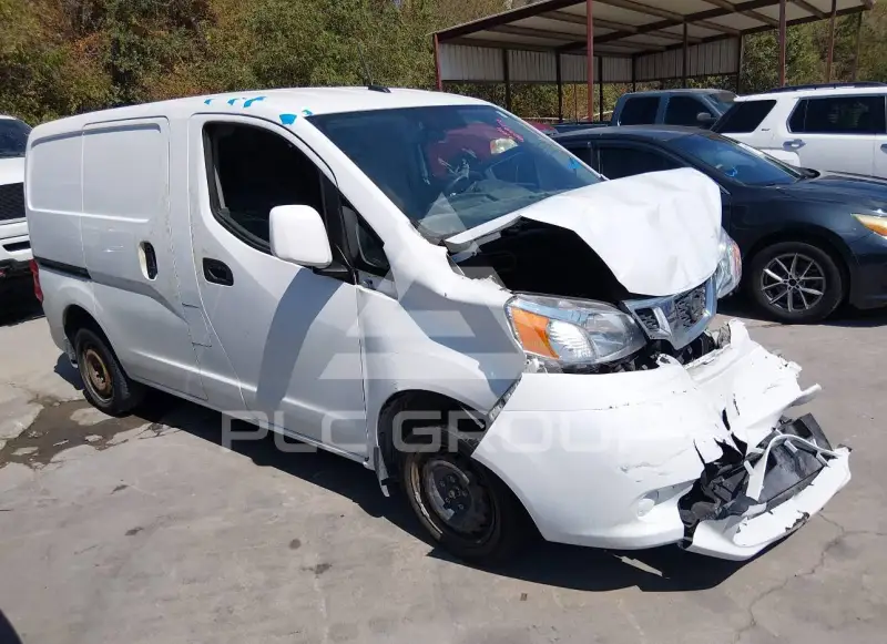 2020 Nissan NV 200 фото