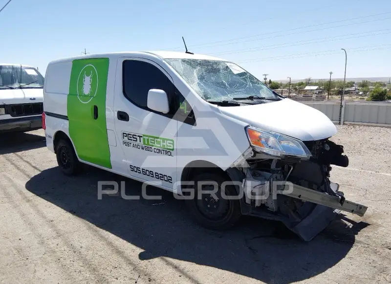 2020 Nissan NV 200 photo