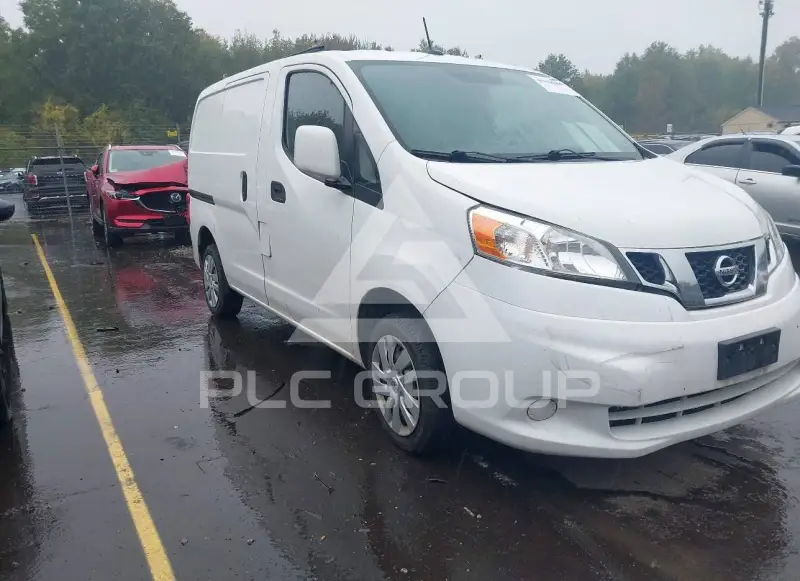 2020 Nissan NV 200 фото