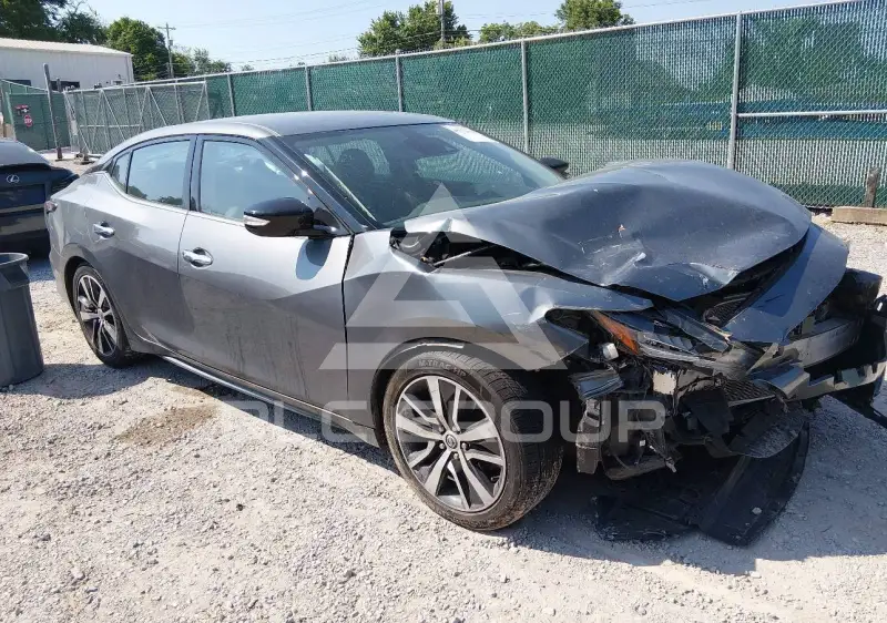 2020 Nissan MAXIMA photo