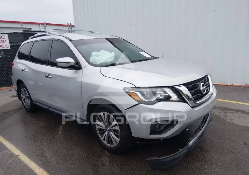 2020 Nissan PATHFINDER photo