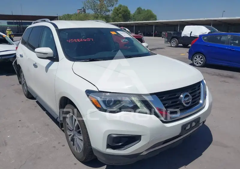 2020 Nissan PATHFINDER photo