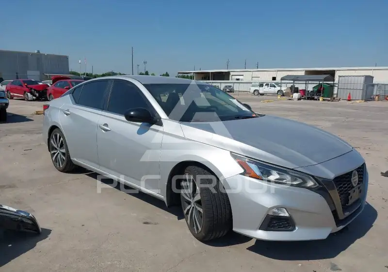 2020 Nissan ALTIMA photo