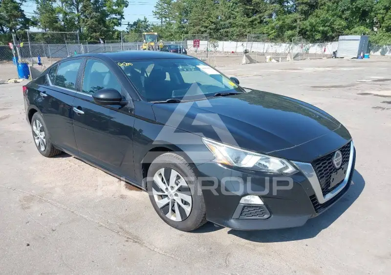2020 Nissan ALTIMA photo