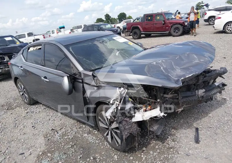 2020 Nissan ALTIMA photo