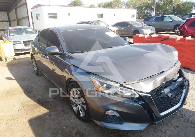 2020 Nissan ALTIMA фото