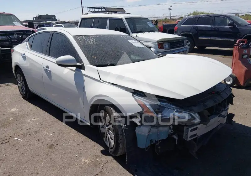 2020 Nissan ALTIMA фото