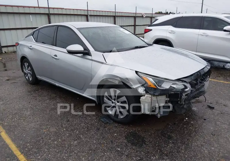 2020 Nissan ALTIMA фото