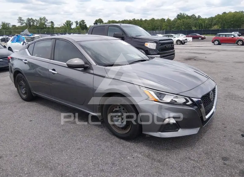 2020 Nissan ALTIMA photo