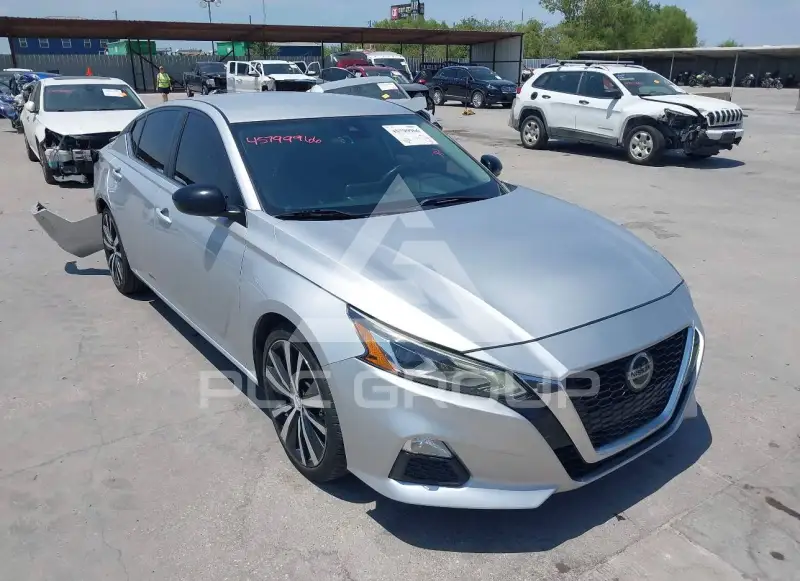 2020 Nissan ALTIMA фото
