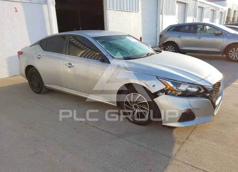 2020 Nissan ALTIMA фото