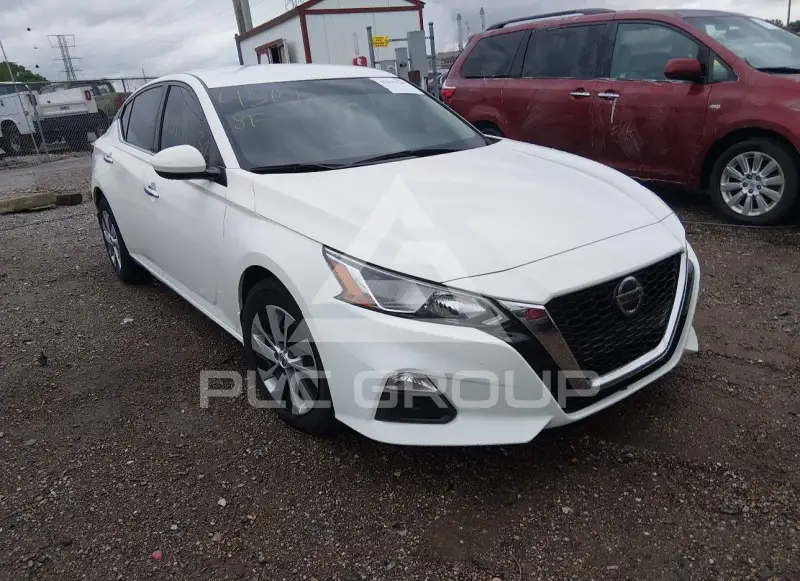 2020 Nissan ALTIMA photo