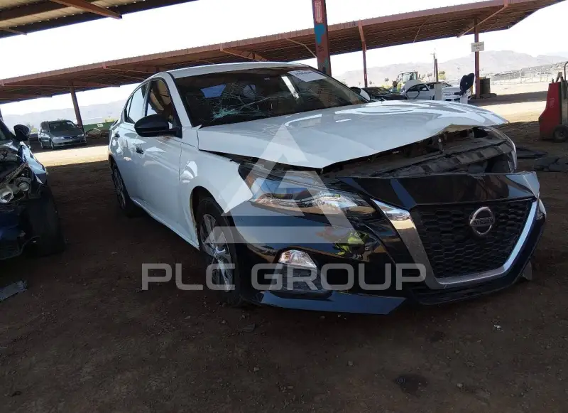 2020 Nissan ALTIMA photo