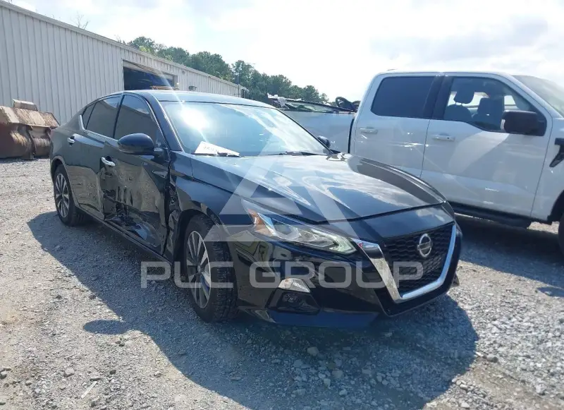 2020 Nissan ALTIMA photo
