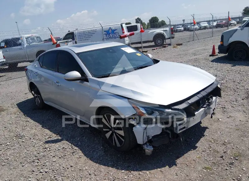 2020 Nissan ALTIMA фото