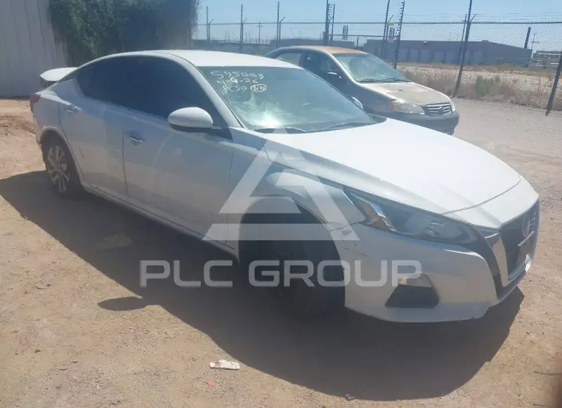 2020 Nissan ALTIMA photo