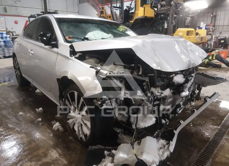 2020 Nissan ALTIMA фото