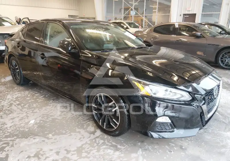 2020 Nissan ALTIMA photo