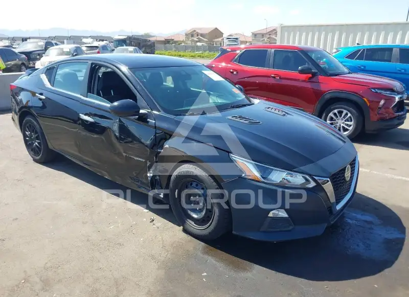 2020 Nissan ALTIMA photo