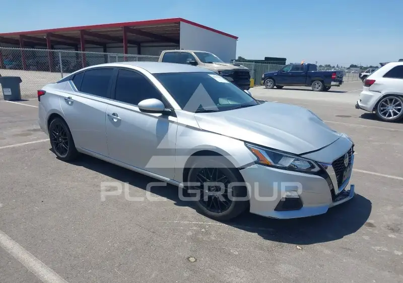 2020 Nissan ALTIMA photo