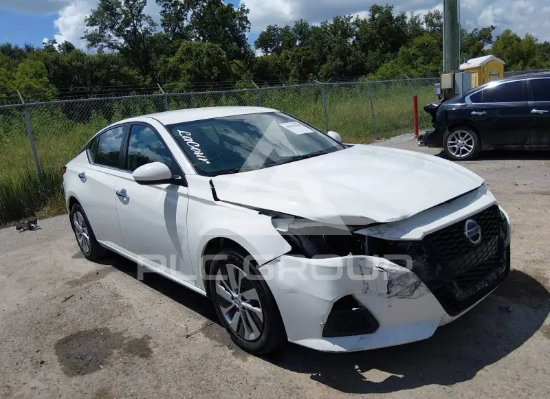 2020 Nissan ALTIMA фото
