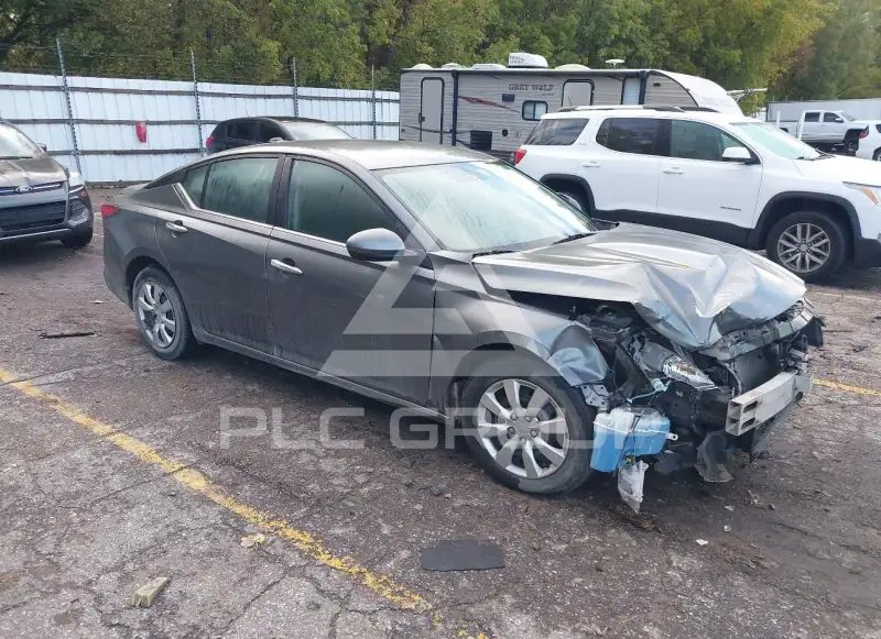 2020 Nissan ALTIMA photo