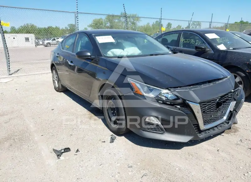 2020 Nissan ALTIMA photo