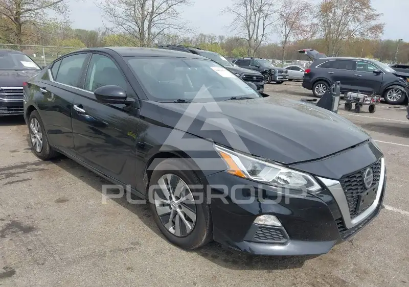 2020 Nissan ALTIMA photo