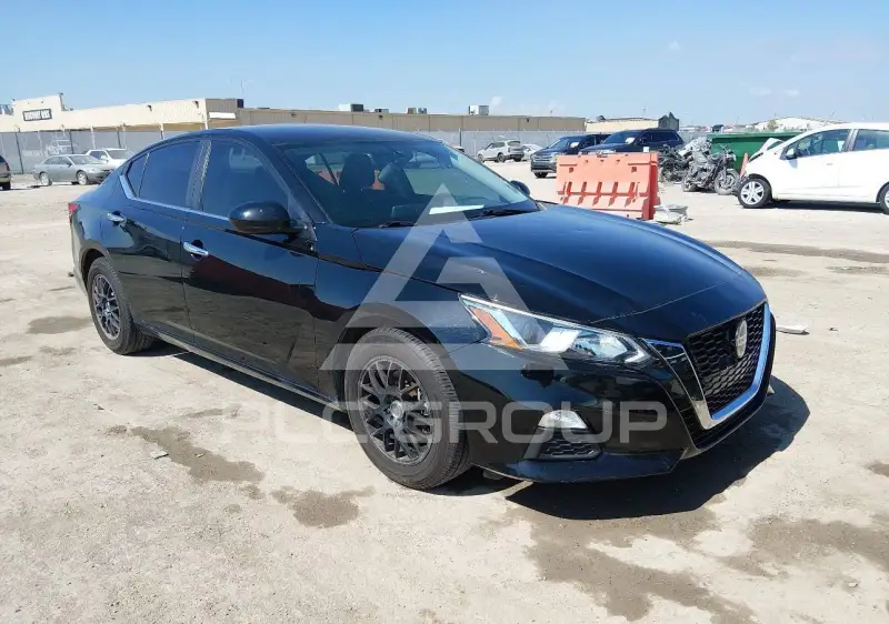 2020 Nissan ALTIMA фото