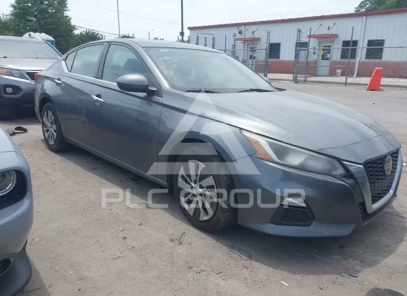 2020 Nissan ALTIMA photo
