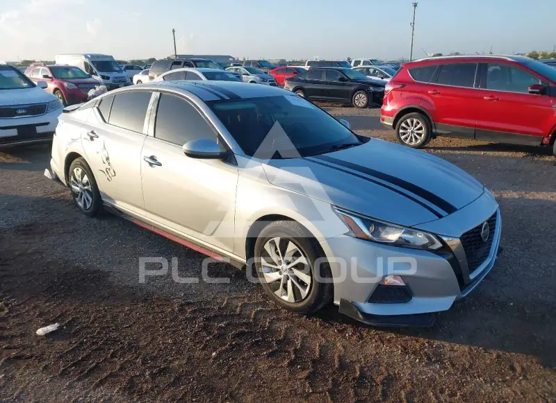 2020 Nissan ALTIMA фото
