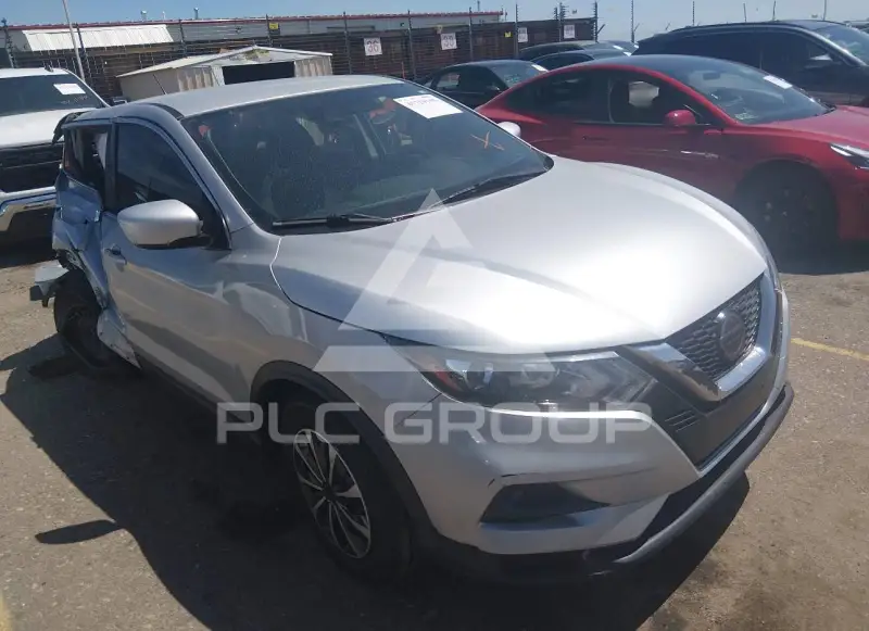 2020 Nissan ROGUE photo