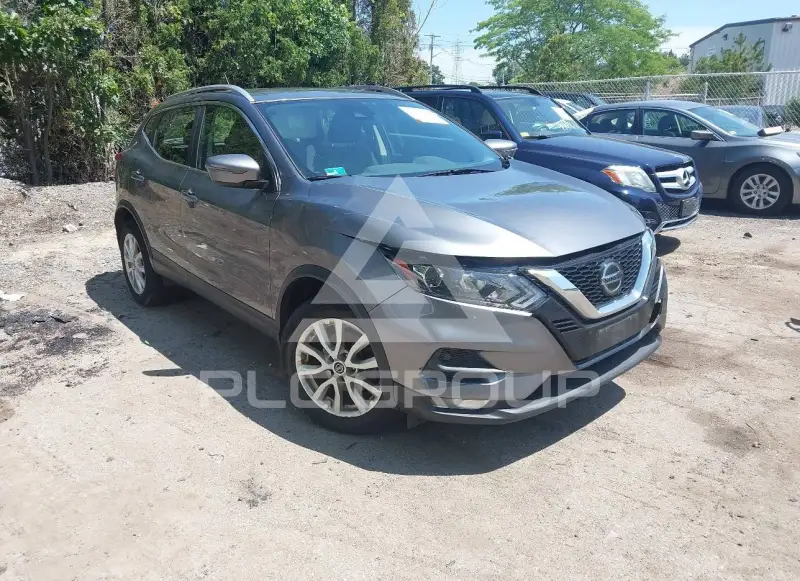 2020 Nissan ROGUE photo