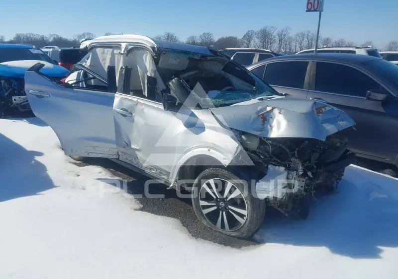 2020 Nissan KICKS photo