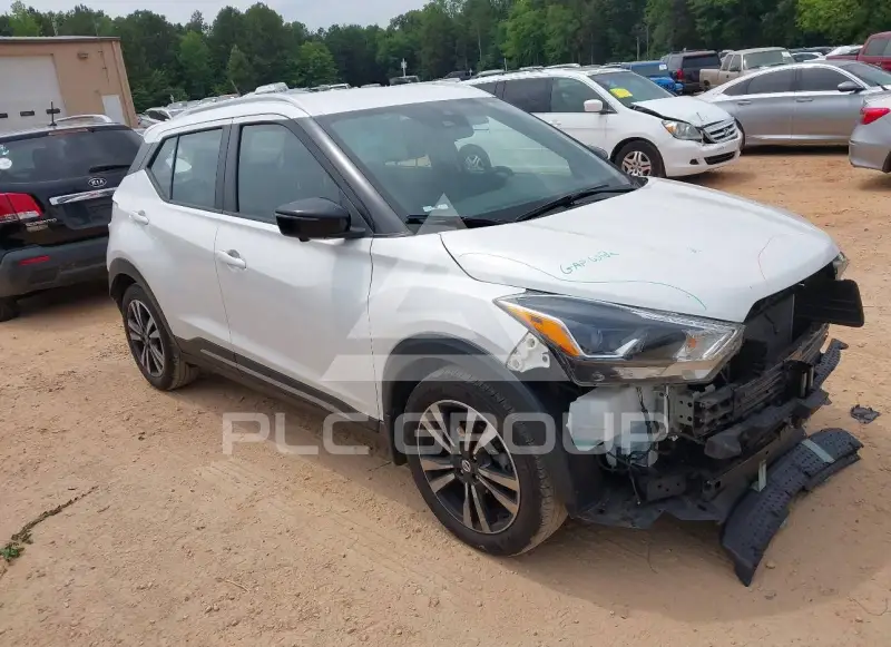 2020 Nissan KICKS photo