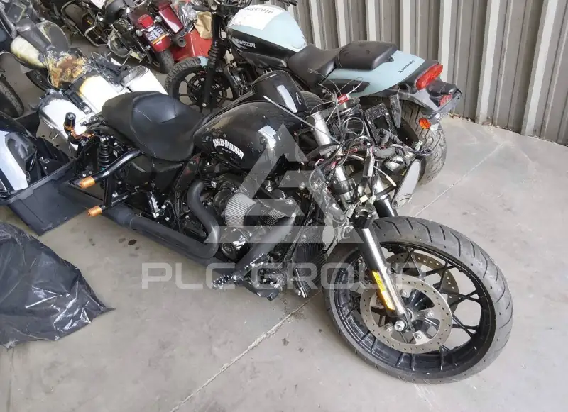 2020 Harley-Davidson FLTRX фото
