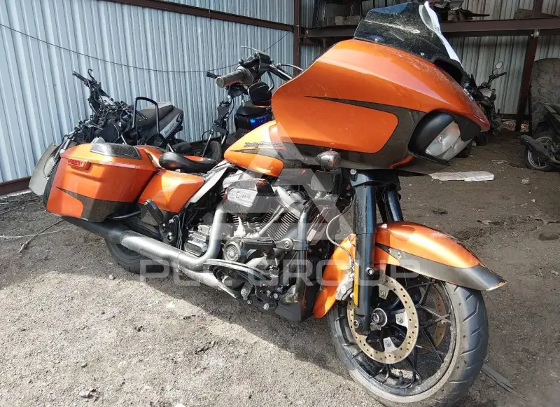 2020 Harley-Davidson FLTRX photo