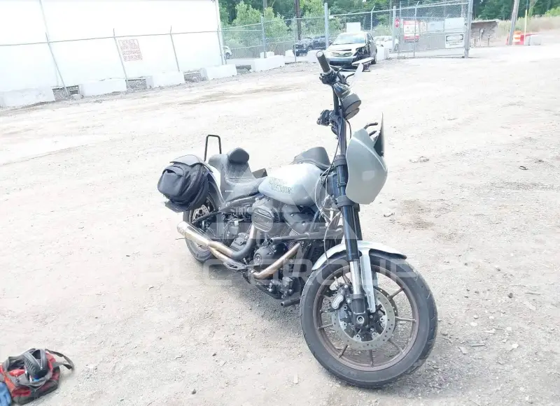 2020 Harley-Davidson FXLR фото