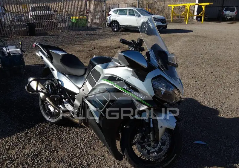 2020 Kawasaki ZG1400 фото