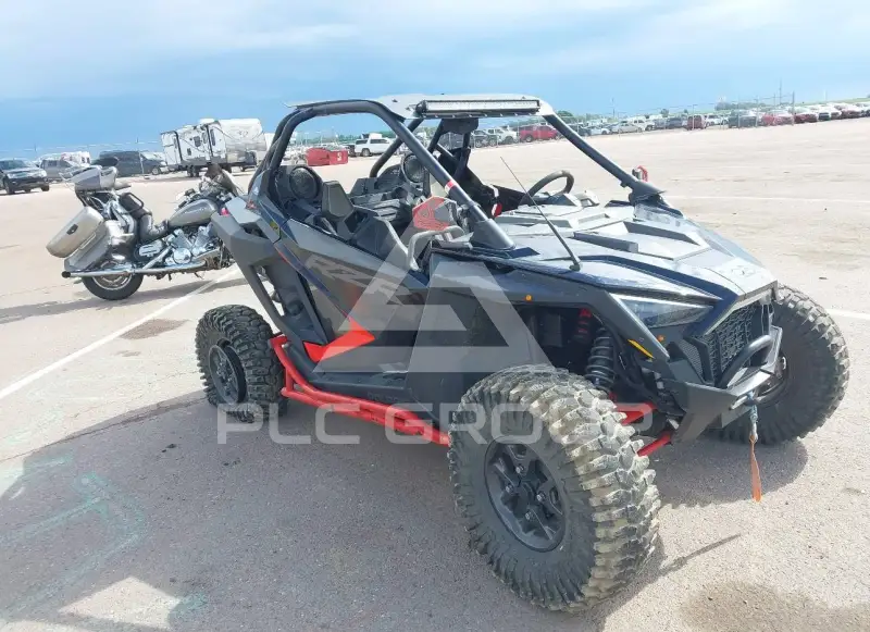 2020 Polaris Rzr photo