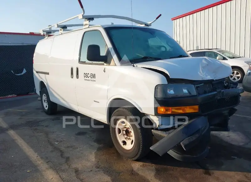 2020 Chevrolet EXPRESS photo