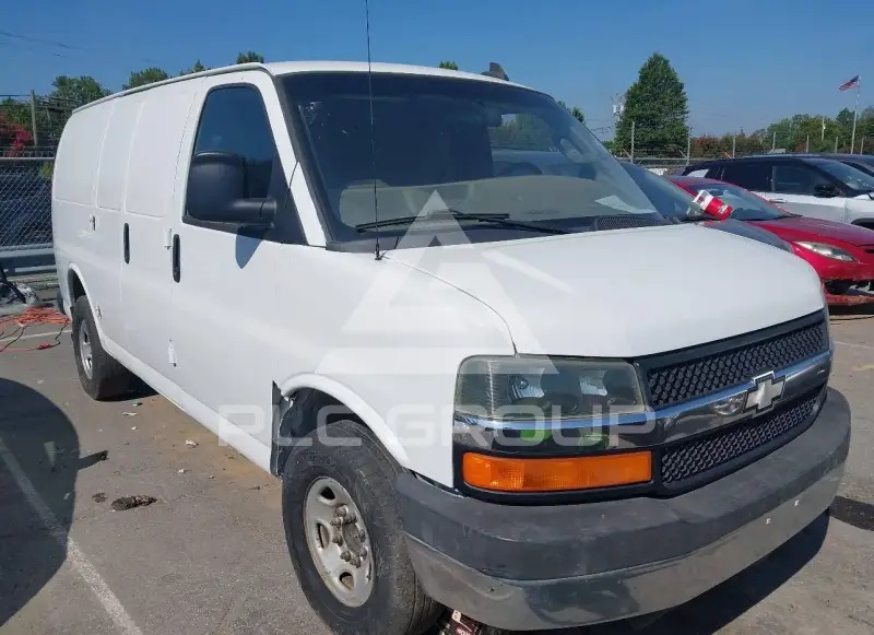2020 Chevrolet EXPRESS фото