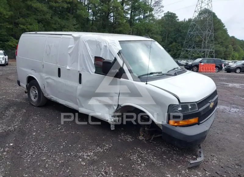 2020 Chevrolet EXPRESS photo