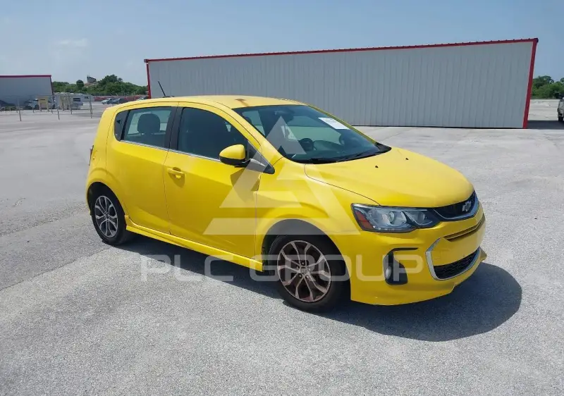 2020 Chevrolet Sonic фото