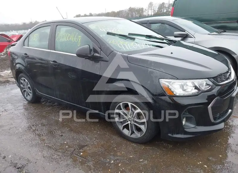 2020 Chevrolet Sonic фото