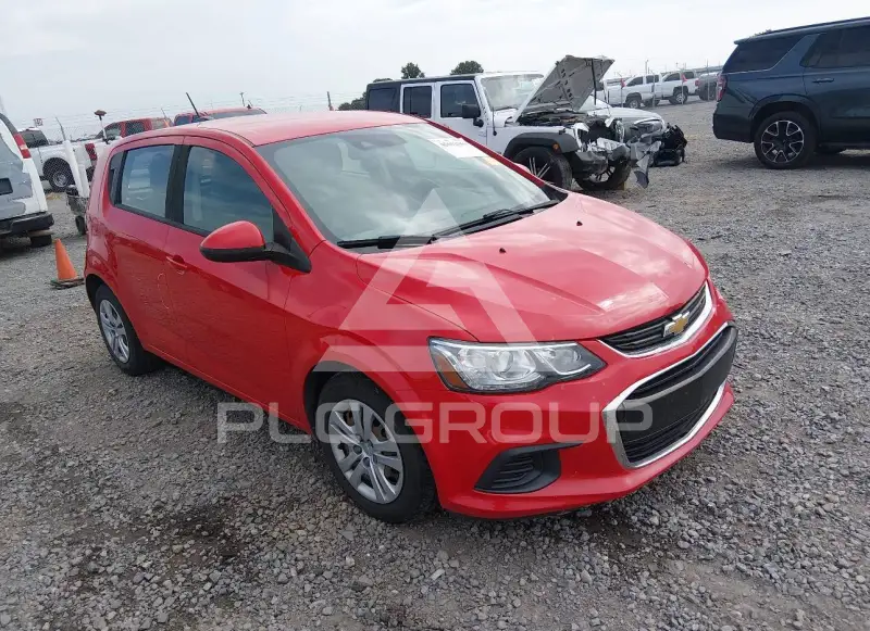 2020 Chevrolet Sonic фото