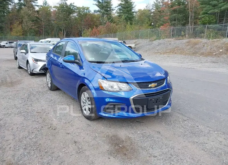 2020 Chevrolet Sonic фото