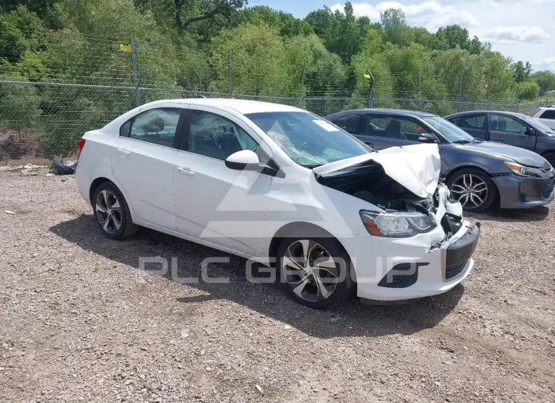 2020 Chevrolet Sonic фото