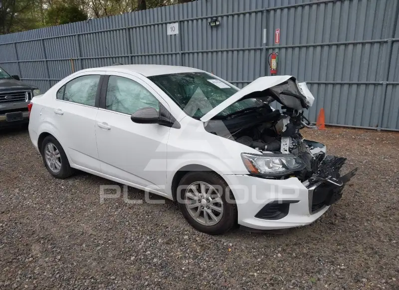 2020 Chevrolet Sonic фото